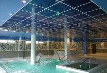 Ceiling with high gloss tiles
